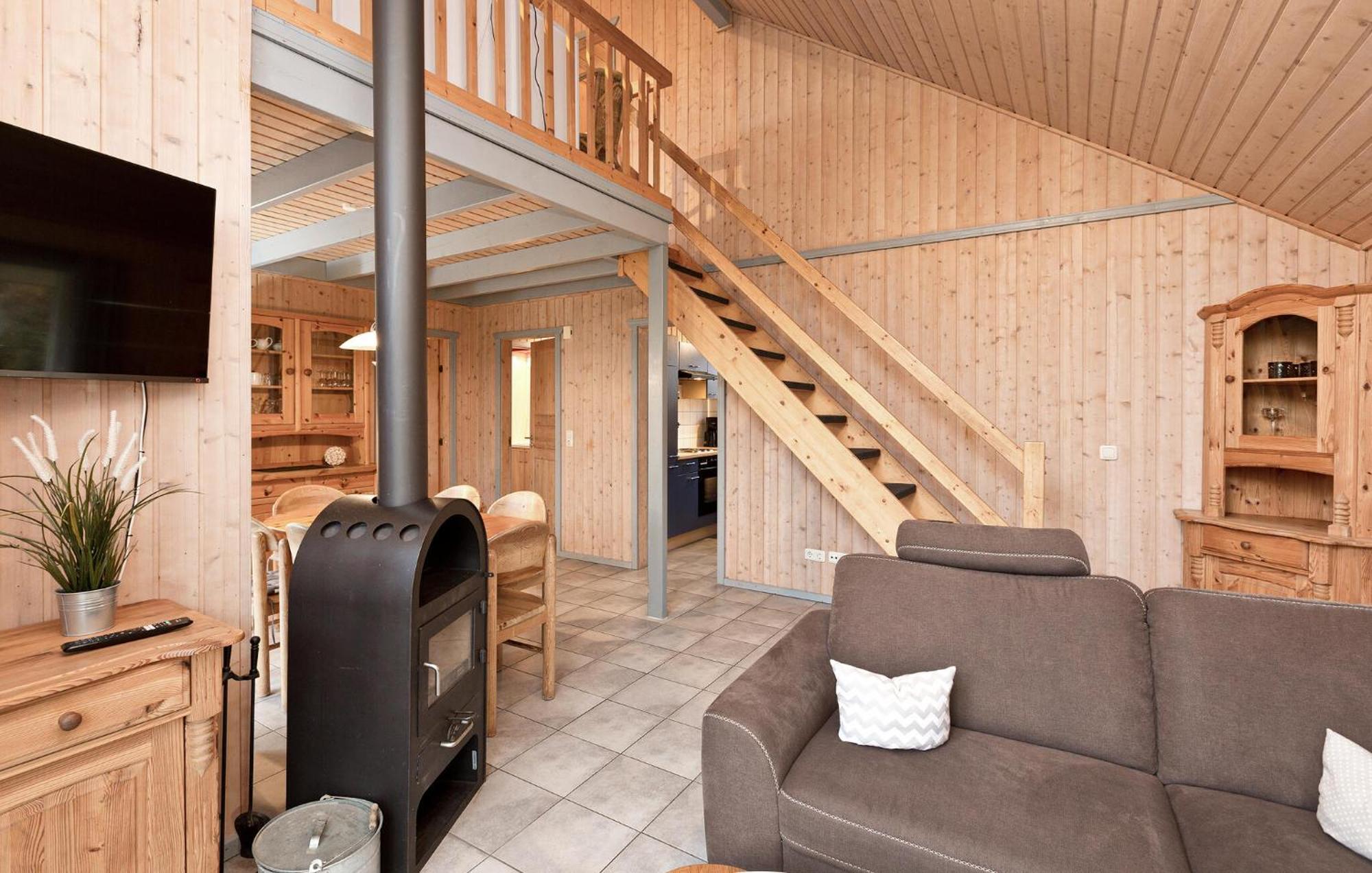 Gorgeous Home In Rechlin With Sauna Екстериор снимка