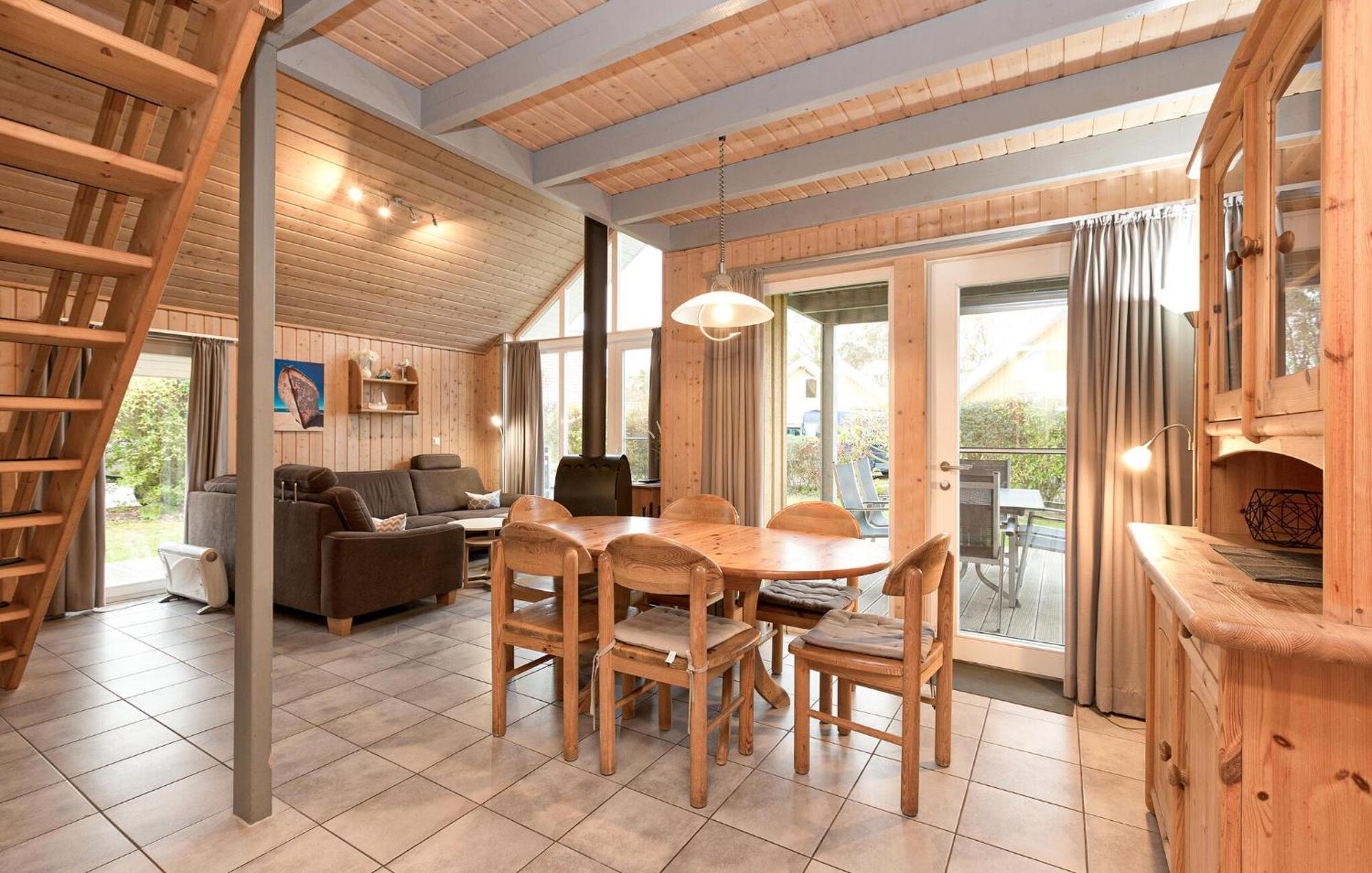 Gorgeous Home In Rechlin With Sauna Екстериор снимка